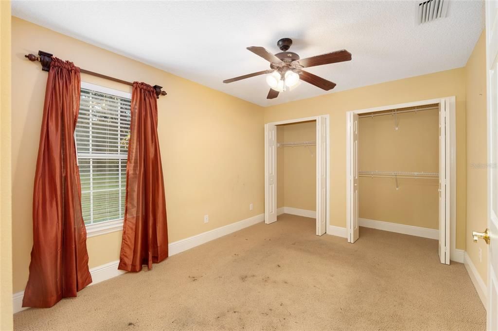 待售: $305,000 (3 贝兹, 2 浴室, 1524 平方英尺)