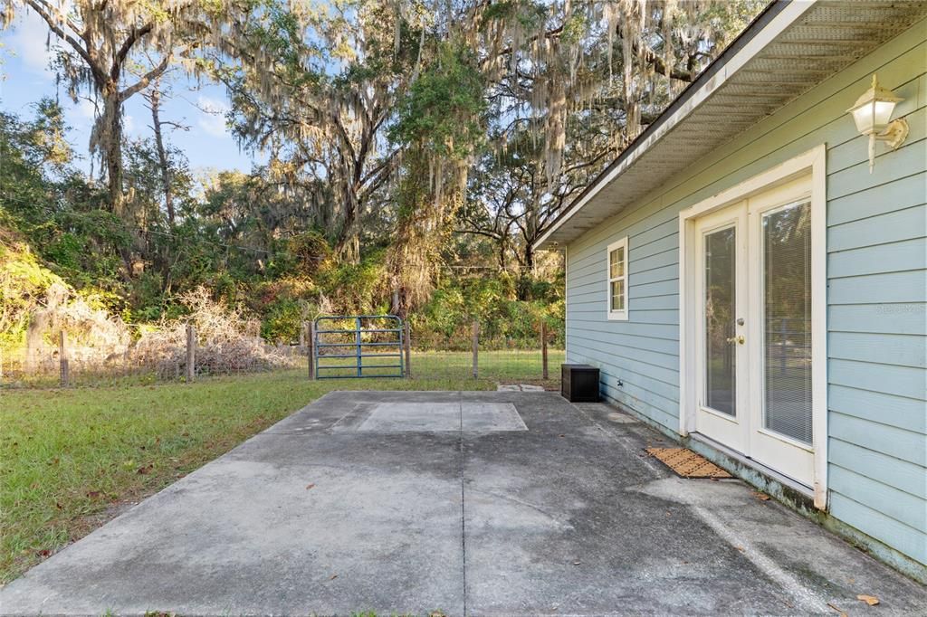 待售: $305,000 (3 贝兹, 2 浴室, 1524 平方英尺)