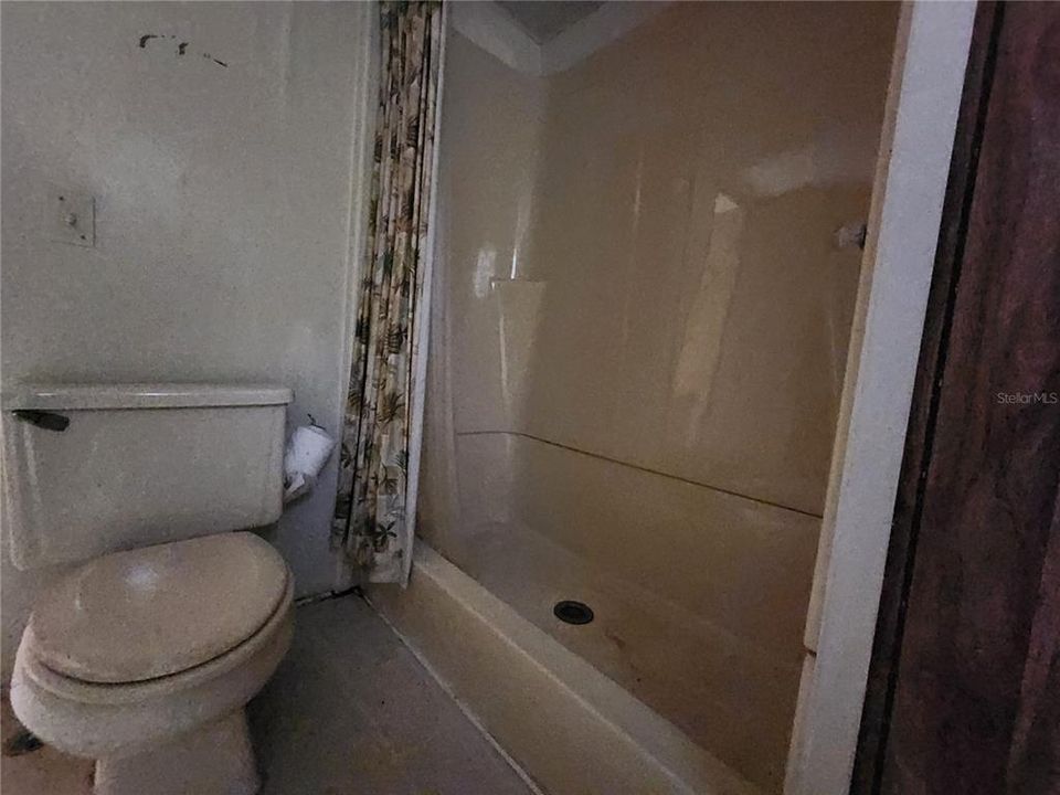 待售: $125,000 (2 贝兹, 1 浴室, 1008 平方英尺)