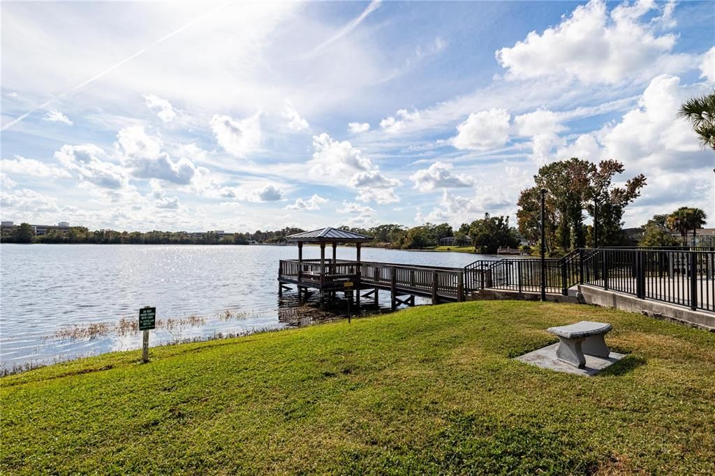 For Sale: $145,000 (2 beds, 2 baths, 897 Square Feet)