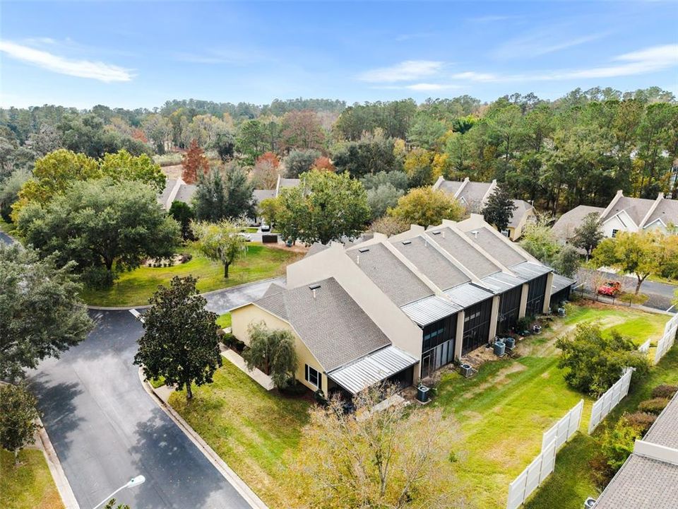 En Venta: $235,000 (2 camas, 2 baños, 1200 Pies cuadrados)