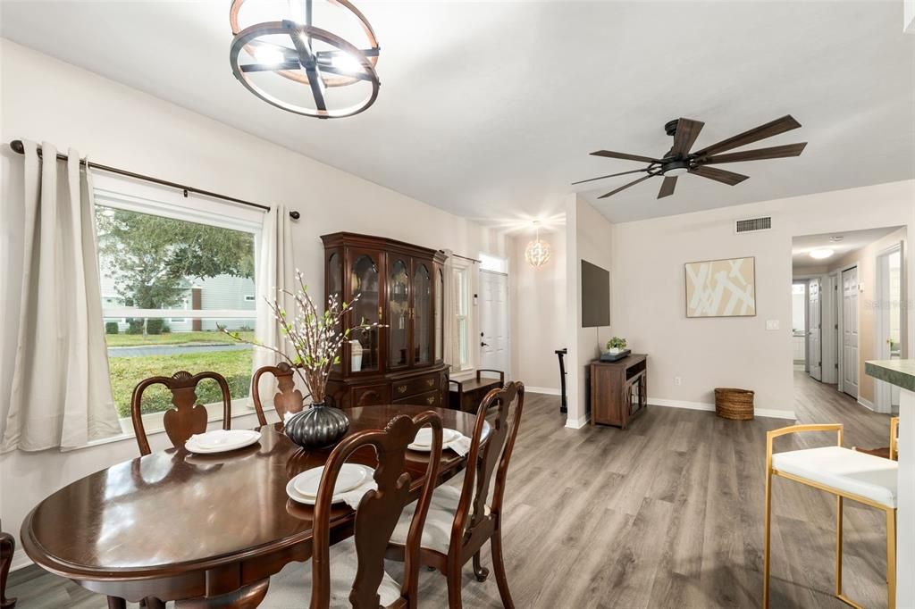 En Venta: $235,000 (2 camas, 2 baños, 1200 Pies cuadrados)