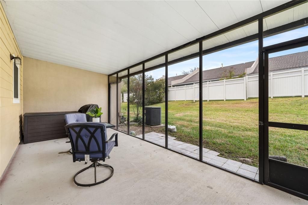 En Venta: $235,000 (2 camas, 2 baños, 1200 Pies cuadrados)