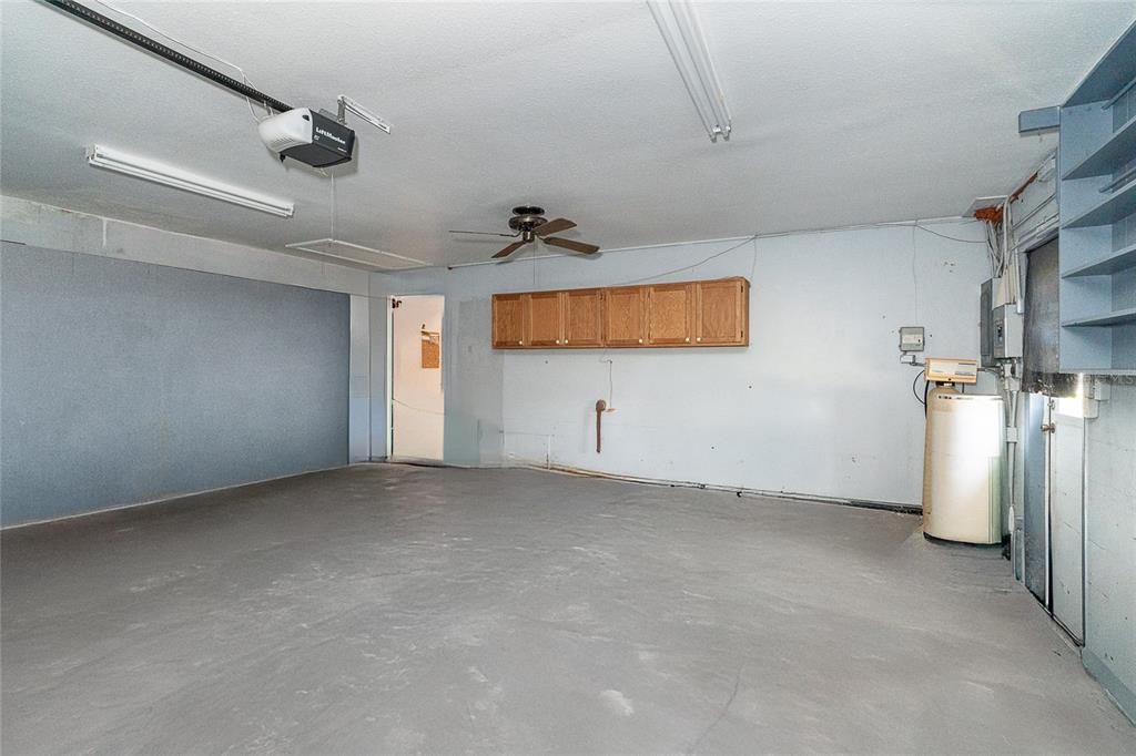 待售: $250,000 (3 贝兹, 2 浴室, 1954 平方英尺)