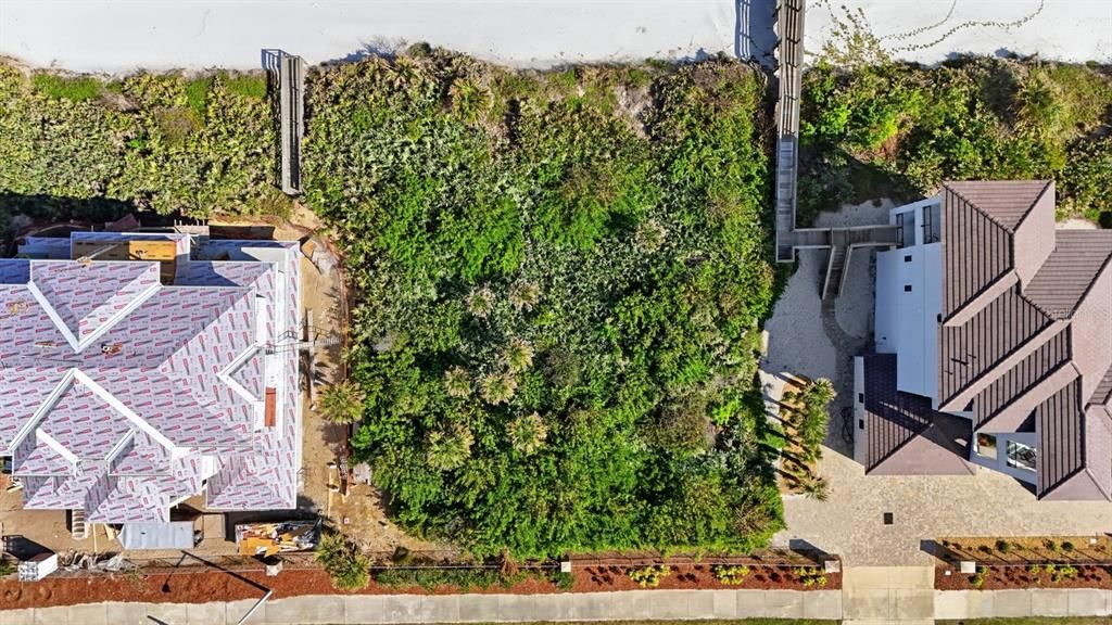 For Sale: $750,000 (0.23 acres)