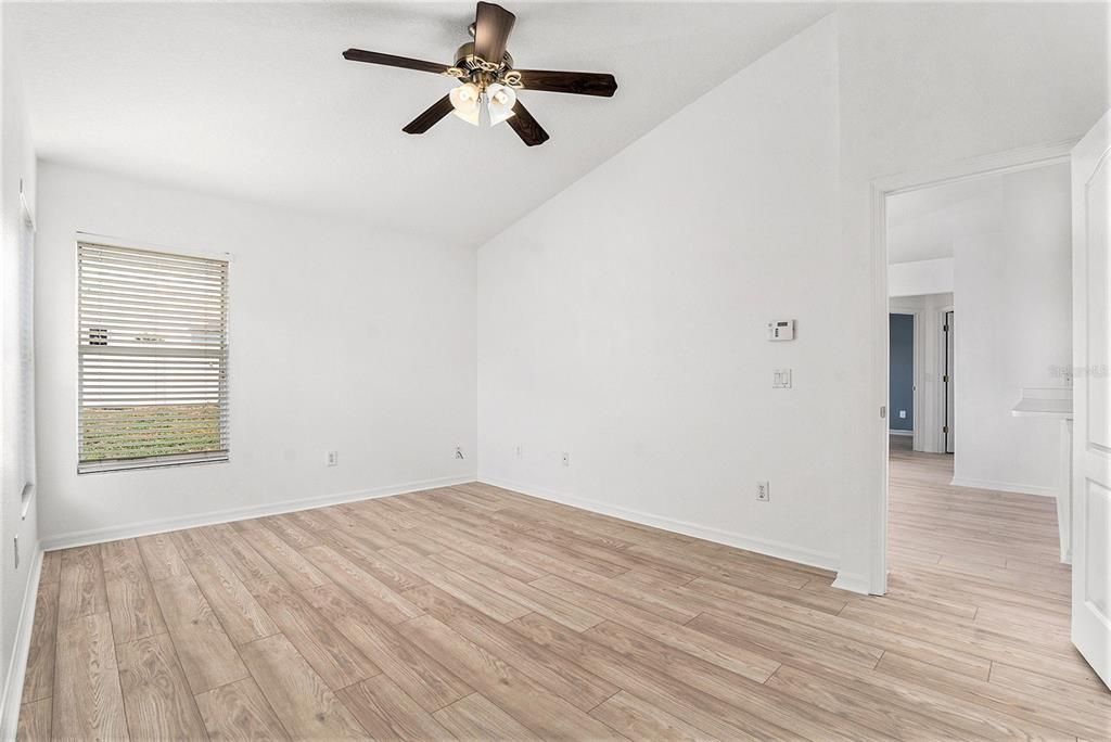 На продажу: $315,000 (3 спален, 2 ванн, 1440 Квадратных фут)