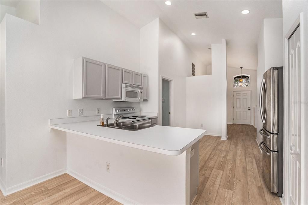 На продажу: $315,000 (3 спален, 2 ванн, 1440 Квадратных фут)