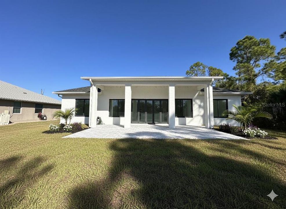 待售: $435,000 (4 贝兹, 3 浴室, 2153 平方英尺)