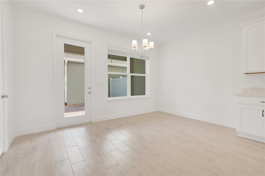 For Rent: $2,700 (3 beds, 2 baths, 1654 Square Feet)