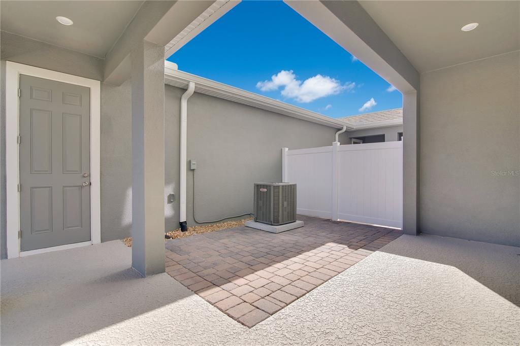 For Rent: $2,700 (3 beds, 2 baths, 1654 Square Feet)