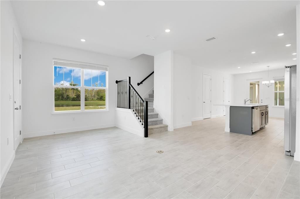 For Rent: $2,700 (3 beds, 2 baths, 1654 Square Feet)