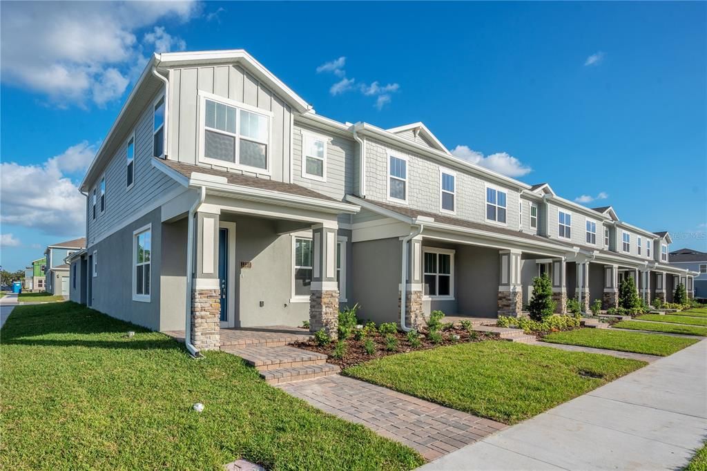 For Rent: $2,700 (3 beds, 2 baths, 1654 Square Feet)