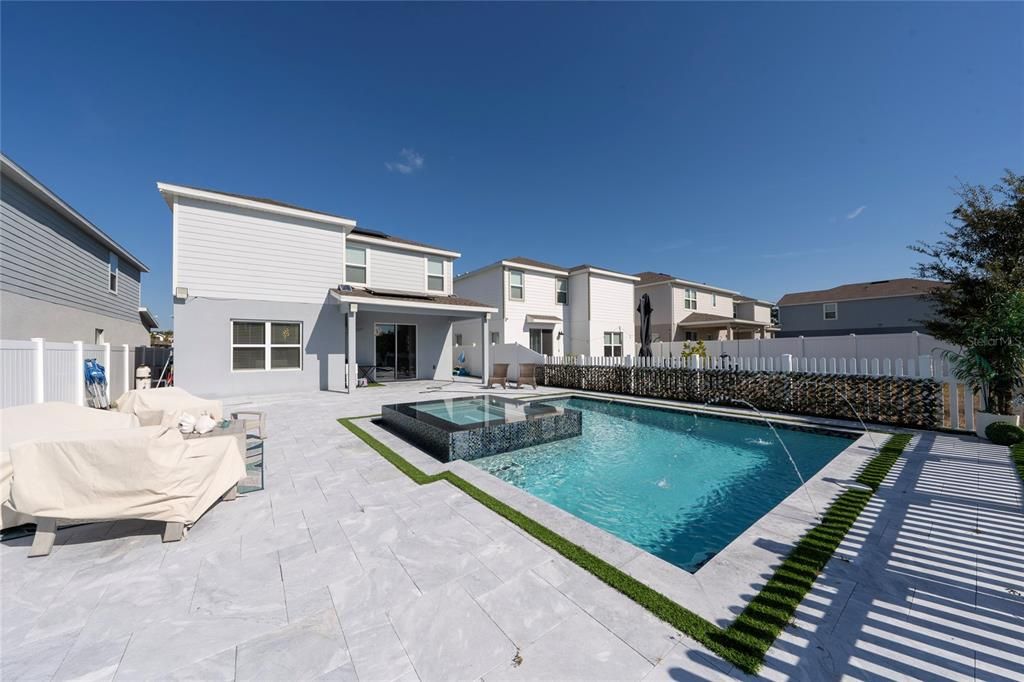 出租: $3,200 (4 贝兹, 2 浴室, 2048 平方英尺)