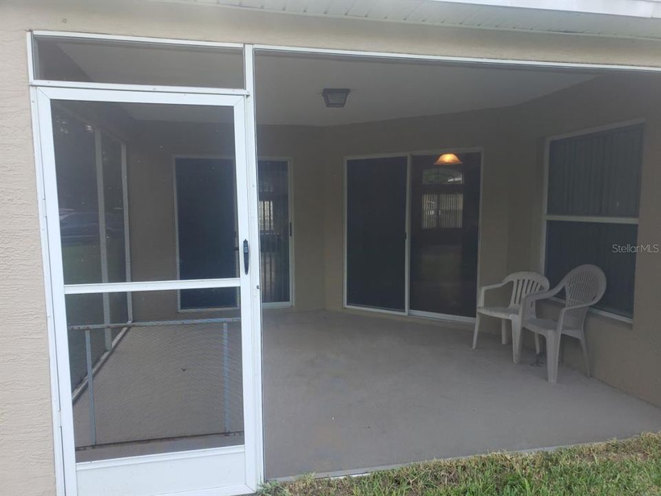 В аренду: $2,100 (4 спален, 2 ванн, 2101 Квадратных фут)