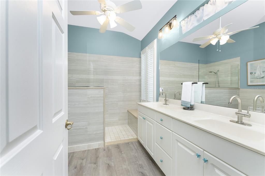 На продажу: $499,000 (3 спален, 2 ванн, 1759 Квадратных фут)