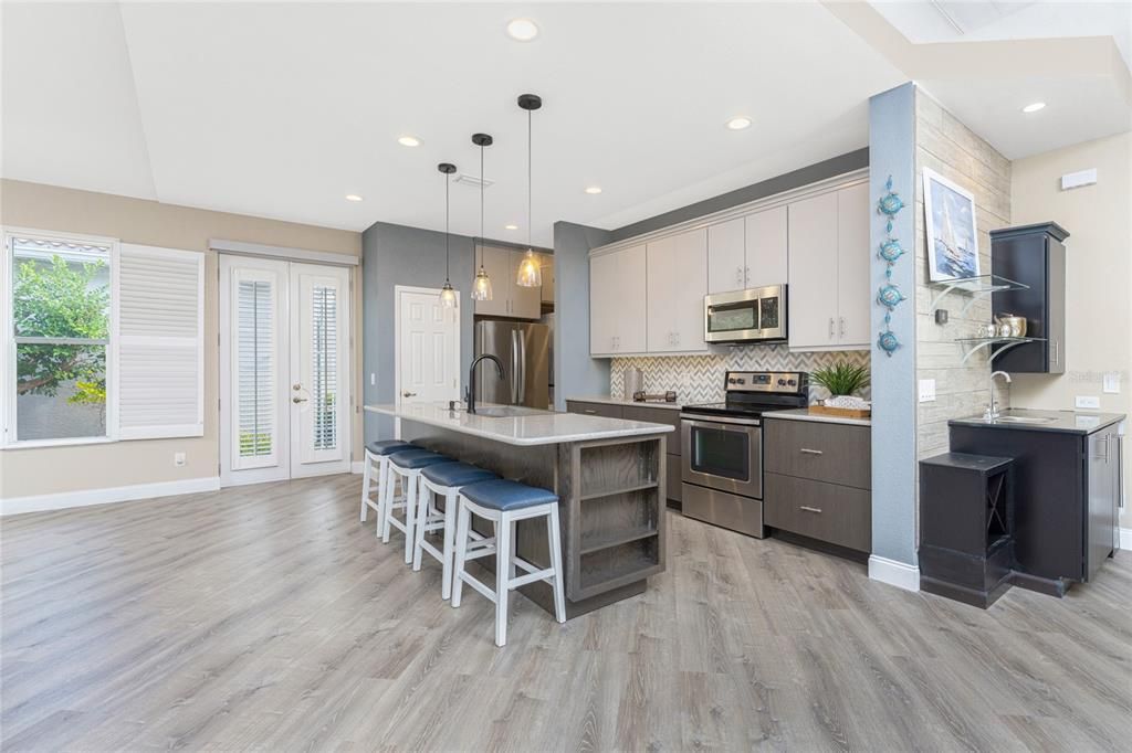 На продажу: $499,000 (3 спален, 2 ванн, 1759 Квадратных фут)