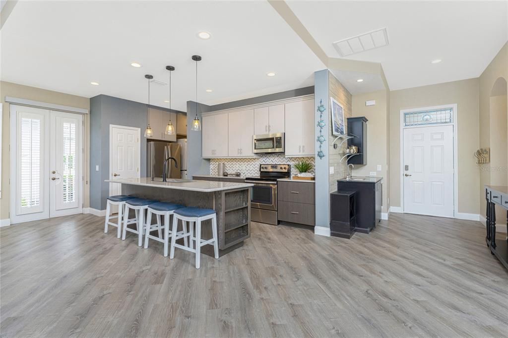 На продажу: $499,000 (3 спален, 2 ванн, 1759 Квадратных фут)