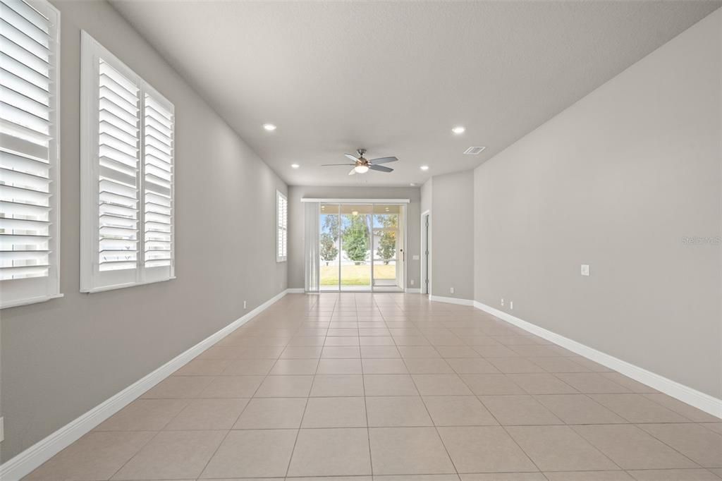 待售: $360,000 (3 贝兹, 2 浴室, 1742 平方英尺)