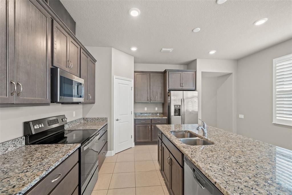 待售: $360,000 (3 贝兹, 2 浴室, 1742 平方英尺)