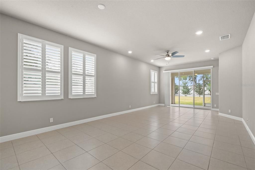 待售: $360,000 (3 贝兹, 2 浴室, 1742 平方英尺)