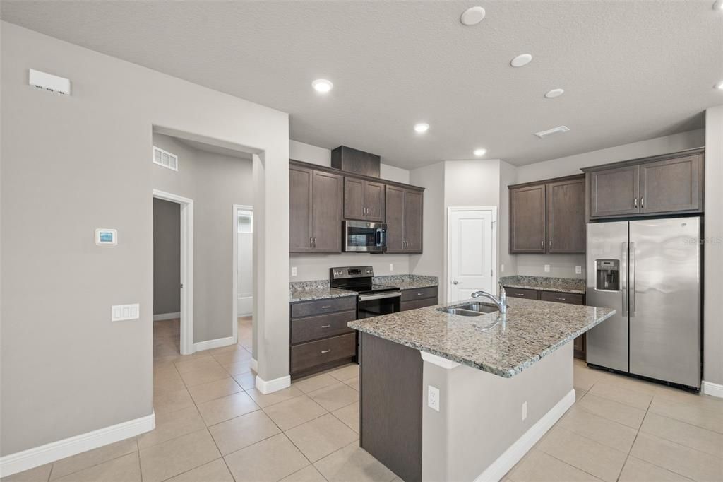 待售: $360,000 (3 贝兹, 2 浴室, 1742 平方英尺)