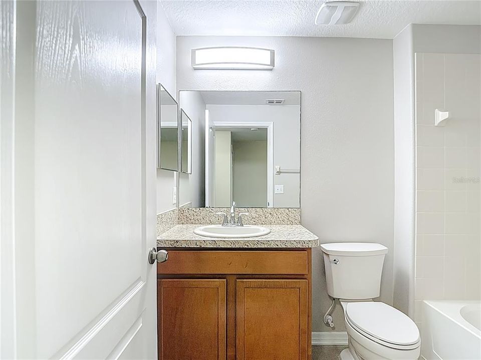 For Rent: $2,200 (3 beds, 2 baths, 1681 Square Feet)