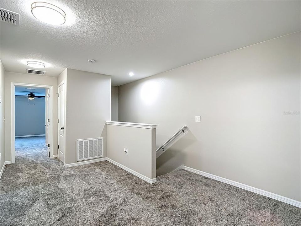 For Rent: $2,200 (3 beds, 2 baths, 1681 Square Feet)