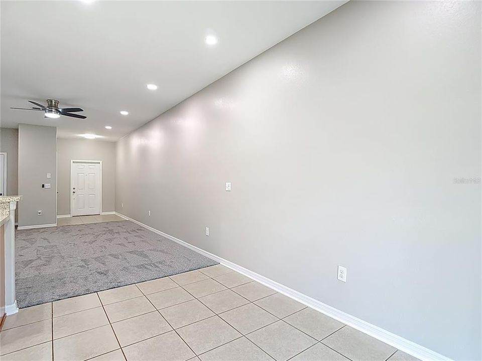 For Rent: $2,200 (3 beds, 2 baths, 1681 Square Feet)