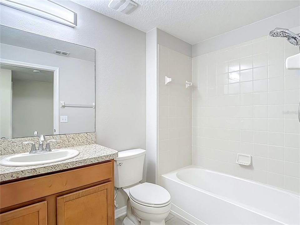 For Rent: $2,200 (3 beds, 2 baths, 1681 Square Feet)