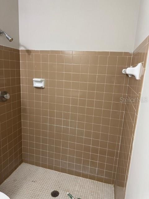 На продажу: $215,000 (2 спален, 2 ванн, 998 Квадратных фут)