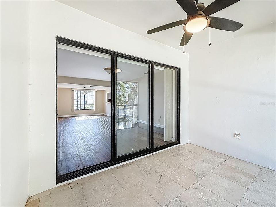 For Sale: $289,000 (2 beds, 2 baths, 1185 Square Feet)