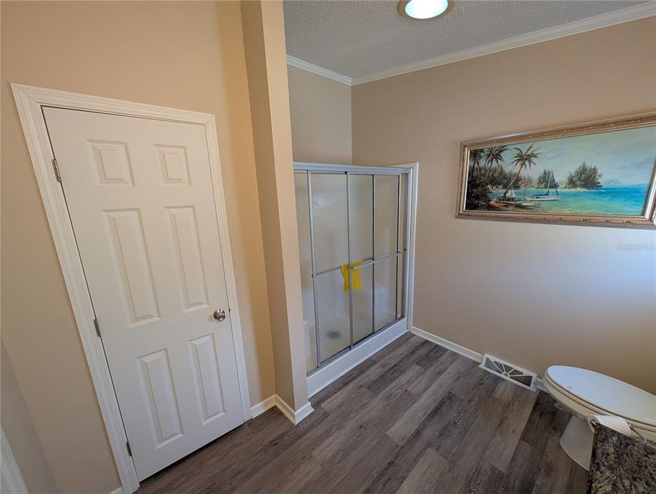 待售: $149,000 (2 贝兹, 2 浴室, 1456 平方英尺)