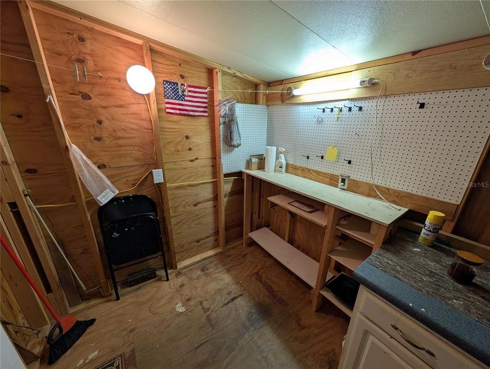 待售: $149,000 (2 贝兹, 2 浴室, 1456 平方英尺)