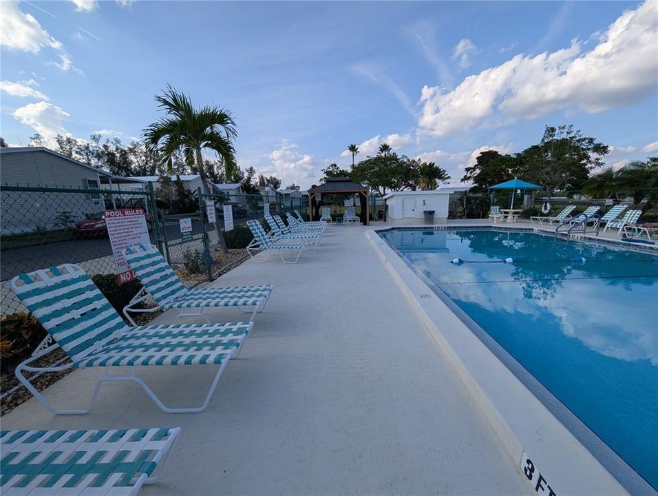 待售: $149,000 (2 贝兹, 2 浴室, 1456 平方英尺)