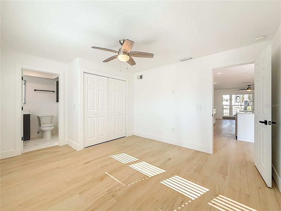 For Rent: $3,050 (3 beds, 2 baths, 1172 Square Feet)