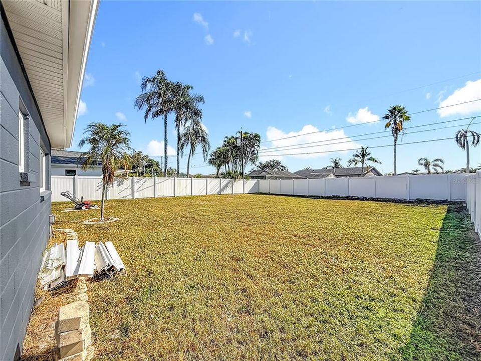 For Rent: $3,050 (3 beds, 2 baths, 1172 Square Feet)