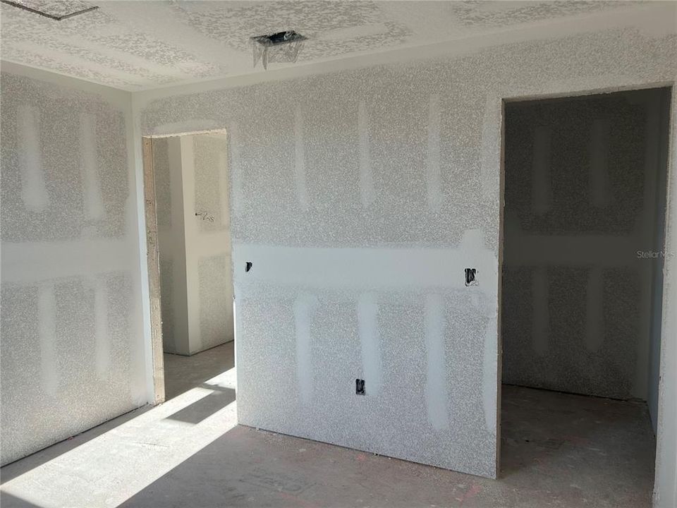 En Venta: $499,240 (5 camas, 3 baños, 2759 Pies cuadrados)