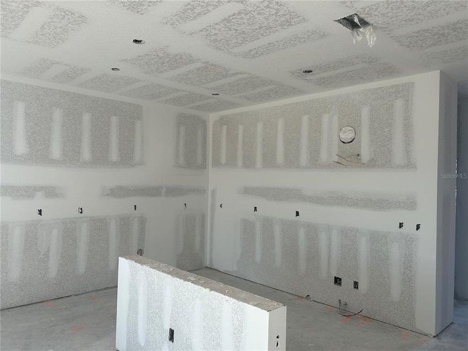 En Venta: $499,240 (5 camas, 3 baños, 2759 Pies cuadrados)