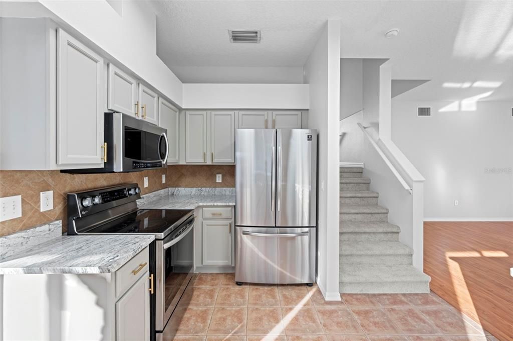 На продажу: $495,000 (5 спален, 2 ванн, 2913 Квадратных фут)