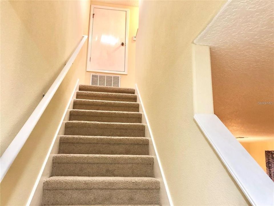 For Rent: $1,750 (3 beds, 2 baths, 1302 Square Feet)