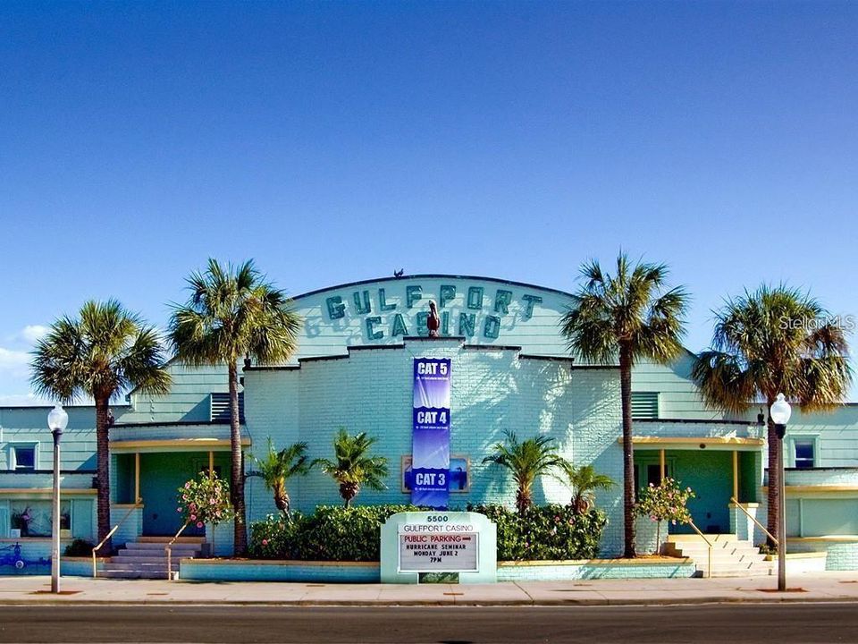 На продажу: $290,000 (4 спален, 2 ванн, 1248 Квадратных фут)