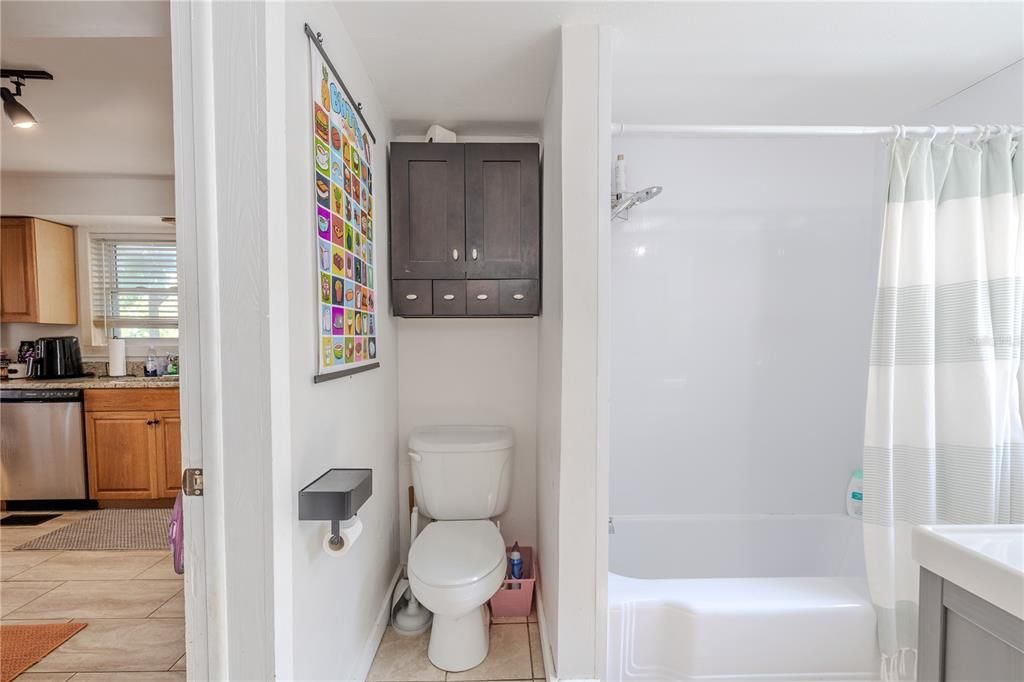 待售: $400,000 (3 贝兹, 2 浴室, 1756 平方英尺)