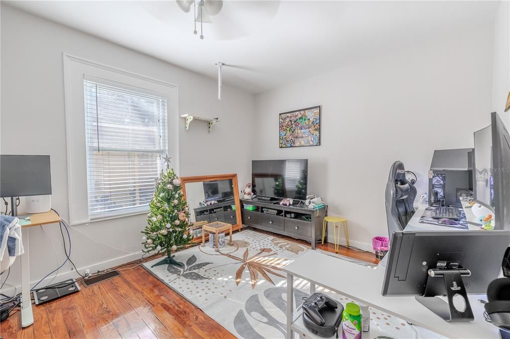 待售: $400,000 (3 贝兹, 2 浴室, 1756 平方英尺)