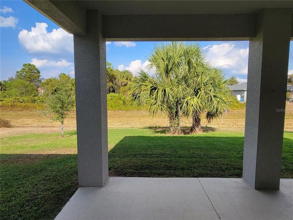 For Rent: $2,250 (3 beds, 2 baths, 1502 Square Feet)