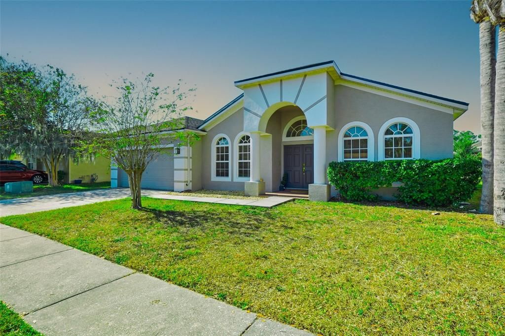 На продажу: $625,000 (5 спален, 3 ванн, 2662 Квадратных фут)