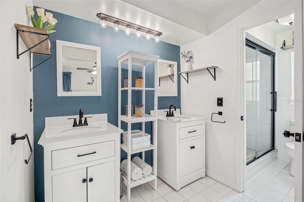 待售: $575,000 (3 贝兹, 2 浴室, 1820 平方英尺)