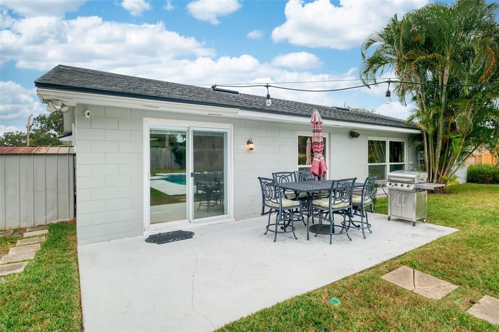 待售: $575,000 (3 贝兹, 2 浴室, 1820 平方英尺)