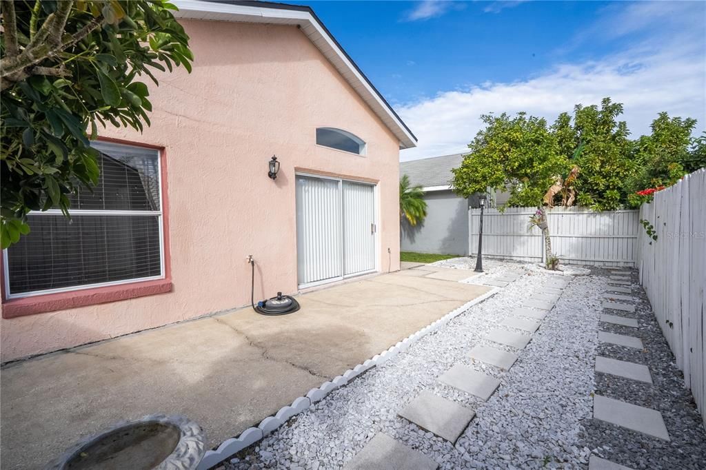 En Venta: $339,000 (3 camas, 2 baños, 1392 Pies cuadrados)