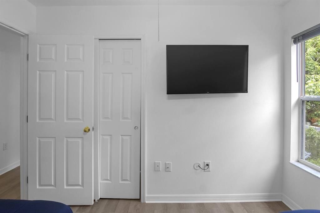 出租: $1,650 (3 贝兹, 2 浴室, 1364 平方英尺)