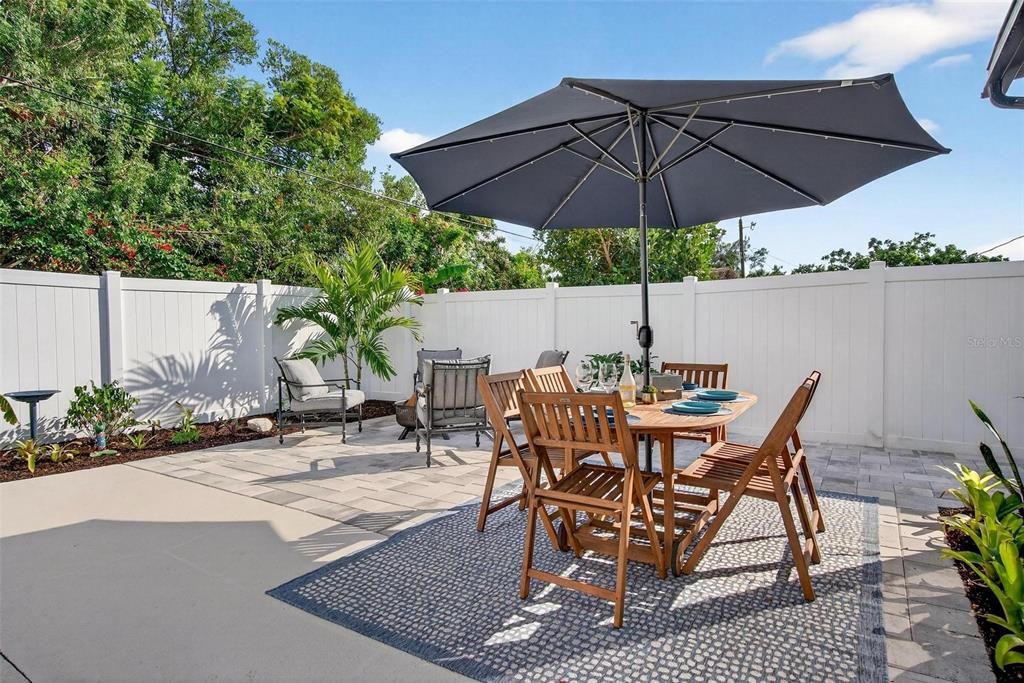 待售: $439,900 (3 贝兹, 2 浴室, 1566 平方英尺)